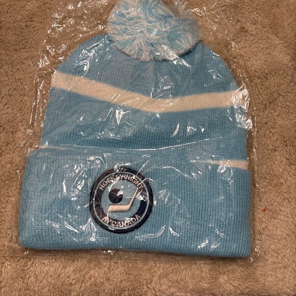 Green Bay Packers Knit Beanie Pom NFL Bud Light Logo Green Gold White - Picture 9 of 10